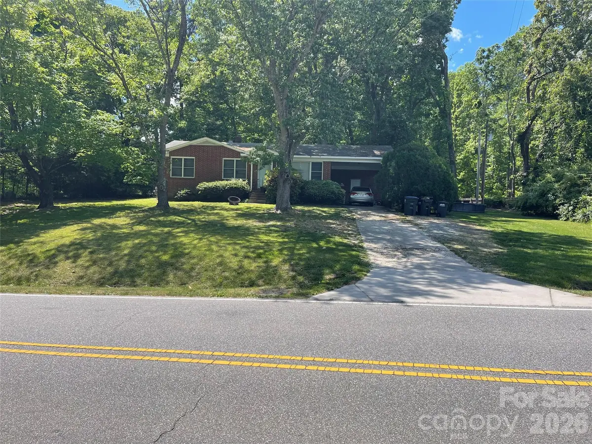 3108 Twelve Mile Creek Road, Matthews, NC 28104 - #1