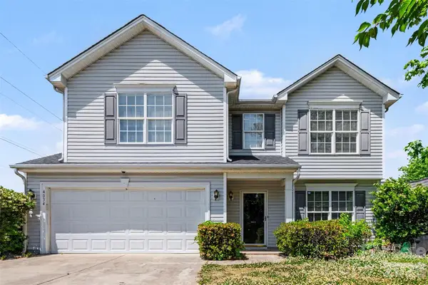 4034 Woolcott Avenue, Charlotte, NC 28213