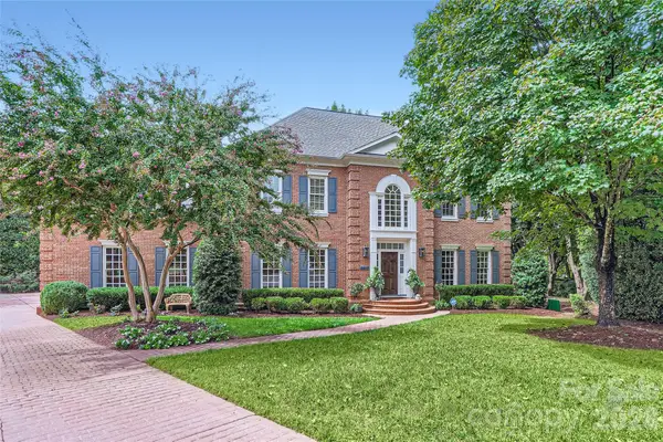 2560 Morrocroft Lane, Charlotte, NC 28211