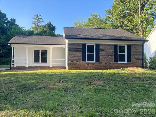 1712 Blandford Drive, Charlotte, NC 28262