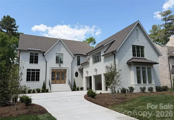 1024 Jefferson Drive, Charlotte, NC 28270