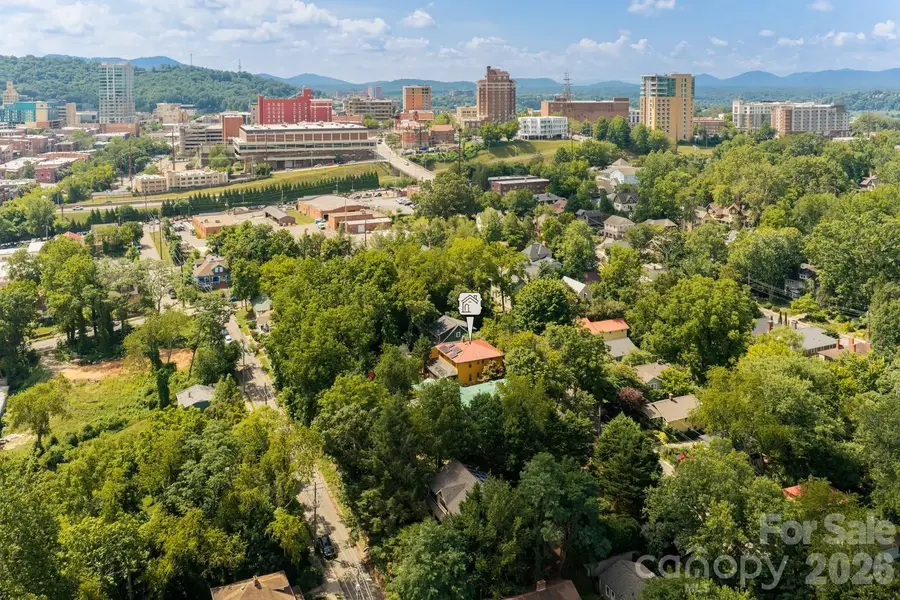 3 Woodlawn Avenue, Asheville, NC 28801 - #2