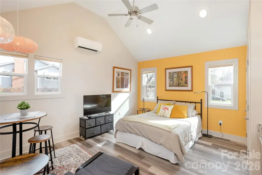606 Ray Avenue, Hendersonville, NC 28792 - #3