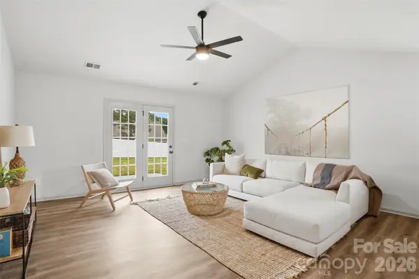 4228 Hey Rock Court, Charlotte, NC 28269