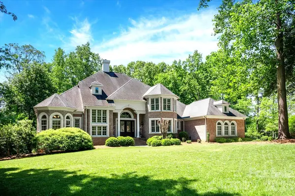 6052 Oxfordshire Road, Waxhaw, NC 28173
