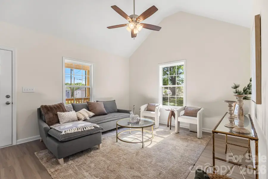 805 Hunter Street, York, SC 29745 - #3