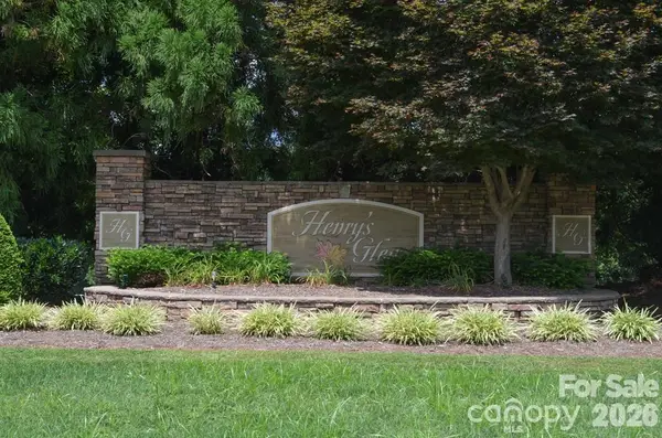 205 Henrys Glen Drive, Morganton, NC 28655