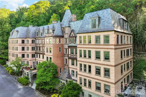185 Macon Avenue #B10, Asheville, NC 28804