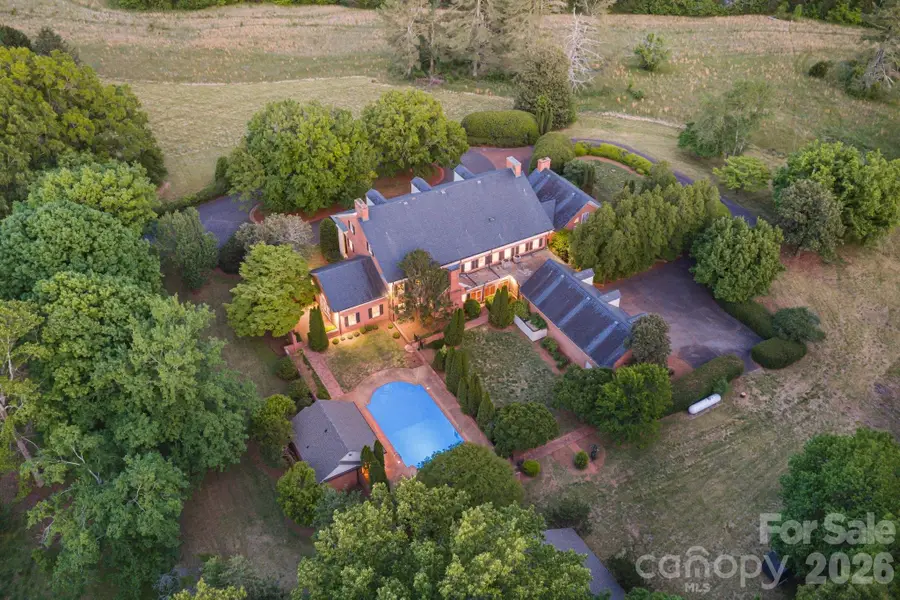 1486 Knolls Drive, Newton, NC 28658 - #2
