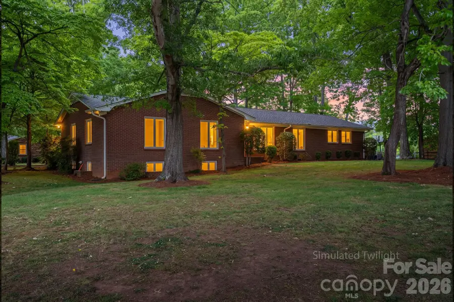 602 Lee Street, Kings Mountain, NC 28086 - #2