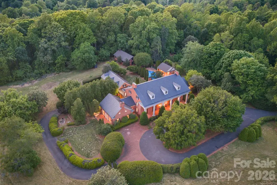 1486 Knolls Drive, Newton, NC 28658 - #2