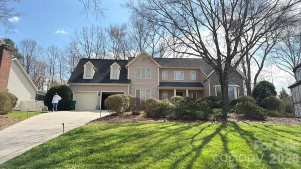 212 Rose Arbor Lane, Matthews, NC 28105