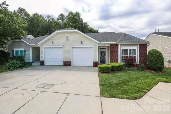 5714 Bradford Lake Lane, Charlotte, NC 28269