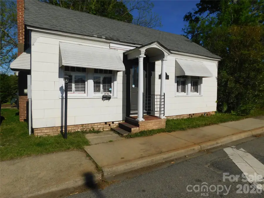221 S Charlotte Avenue, Rock Hill, SC 29730 - #2