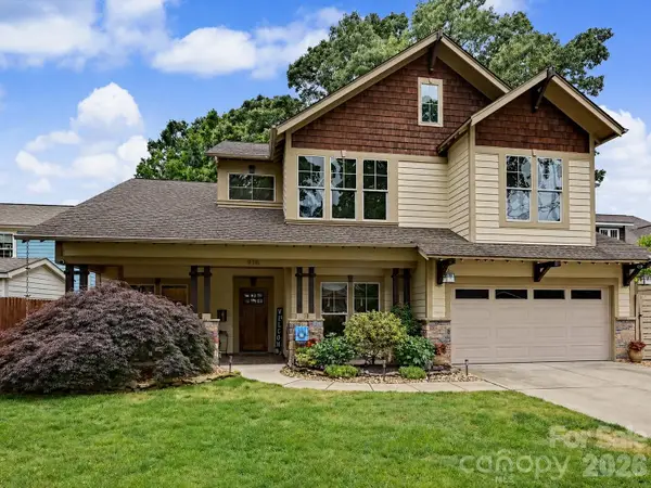 916 Essex Street, Charlotte, NC 28205
