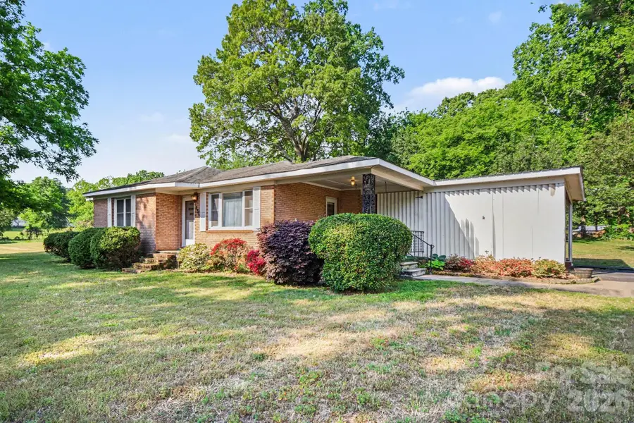 350 Raleigh Street Nw, Concord, NC 28027 - #3