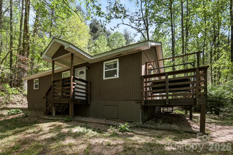 521 Lake Falls Road, Hendersonville, NC 28739 - #3