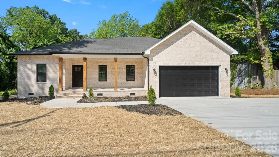511 North Flint Street, Lincolnton, NC 28107 - #3
