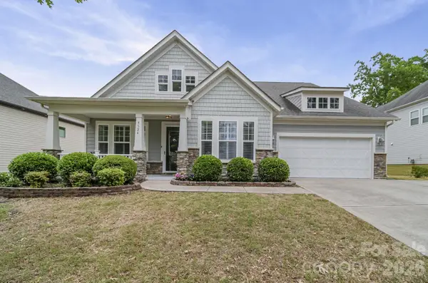 9524 Hightower Oak Street, Huntersville, NC 28078