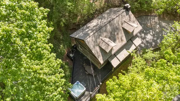 155 Spivey Mountain Road, Asheville, NC 28806