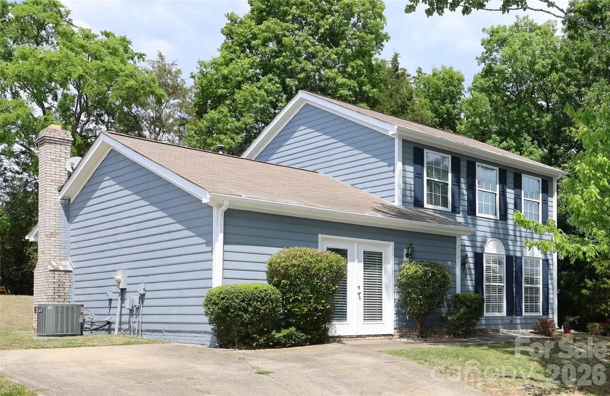 3221 Nedmore Court, Matthews, NC 28105 - #1