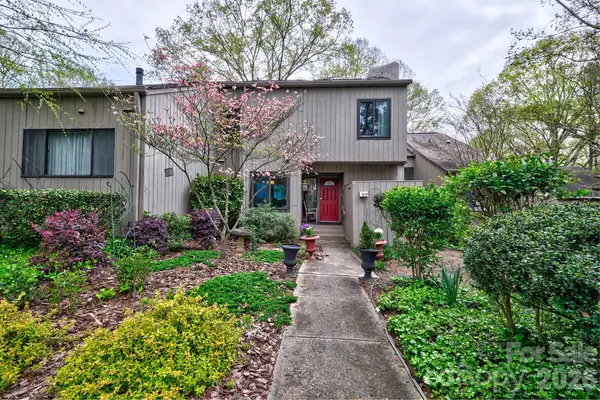 134 Pine Grove Circle, Lake Wylie, SC 29710