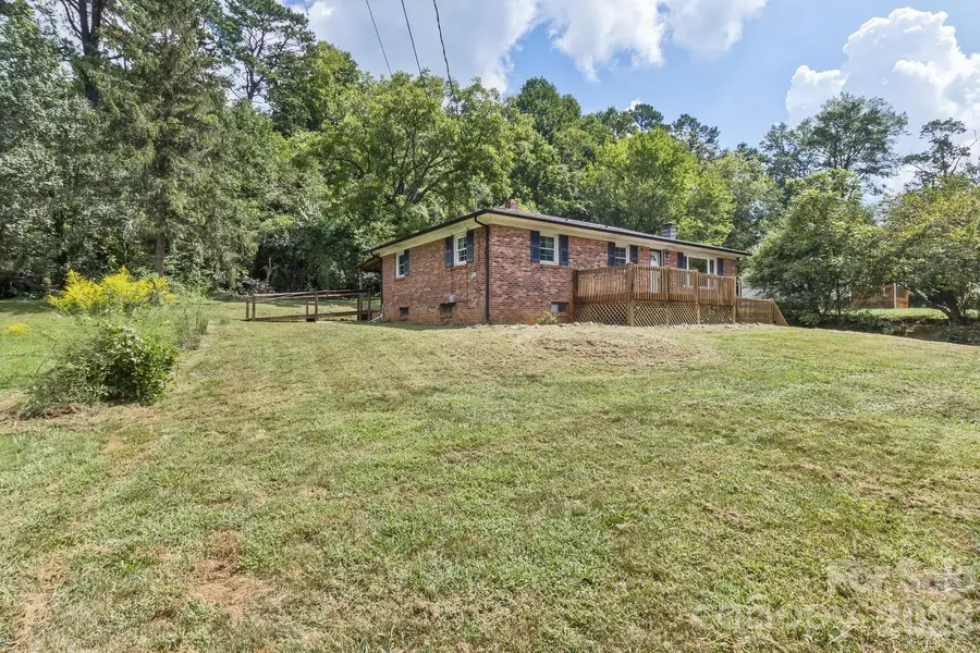 379 Bee Tree Road, Swannanoa, NC 28778 - #2