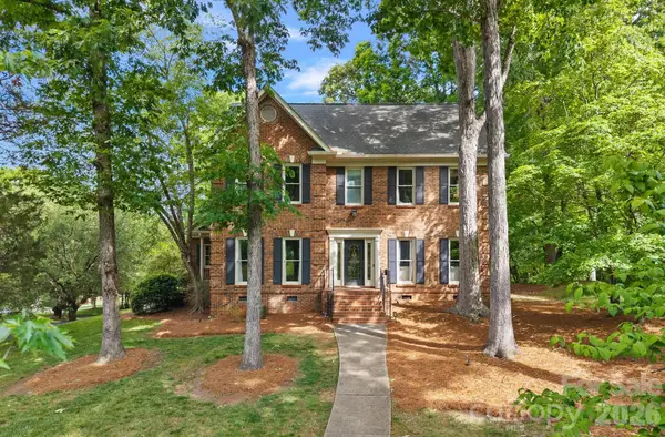 2512 Monteiane Drive, Charlotte, NC 28270