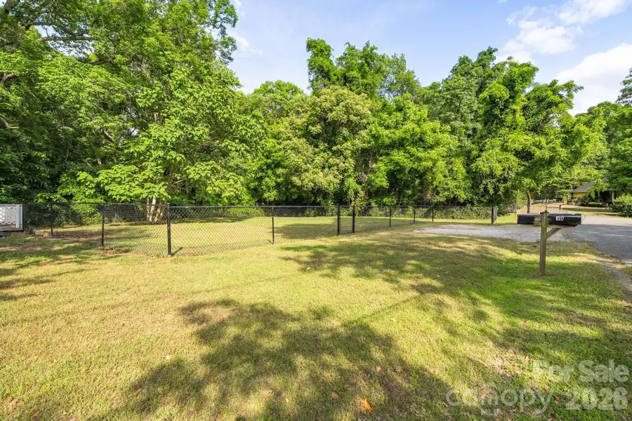 6517 Riverine Drive, Charlotte, NC 28216 - #3