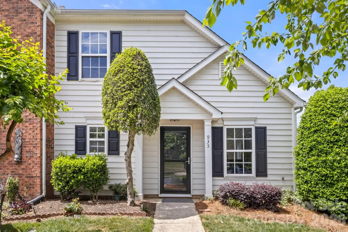 935 Heritage Parkway, Fort Mill, SC 29715 - #1