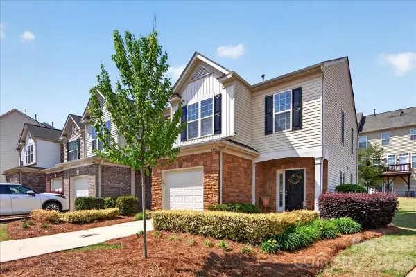 6453 Silver Star Lane, Charlotte, NC 28210