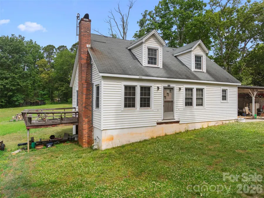2465 E Nc Highway 150 Highway E, Lincolnton, NC 28092 - #2