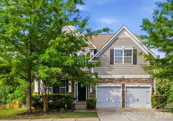 9407 Inverness Bay Road, Charlotte, NC 28278