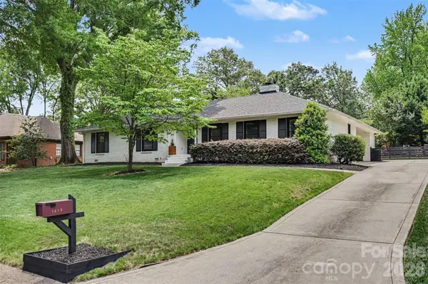1419 Redcoat Drive, Charlotte, NC 28211