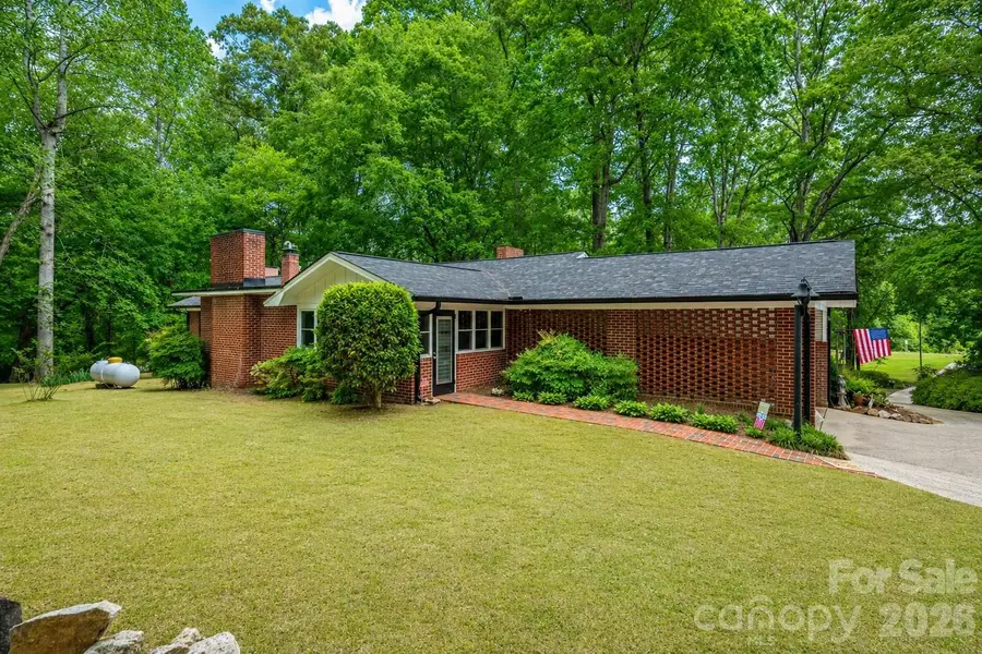 1236 Confederate Road, Lincolnton, NC 28092 - #3