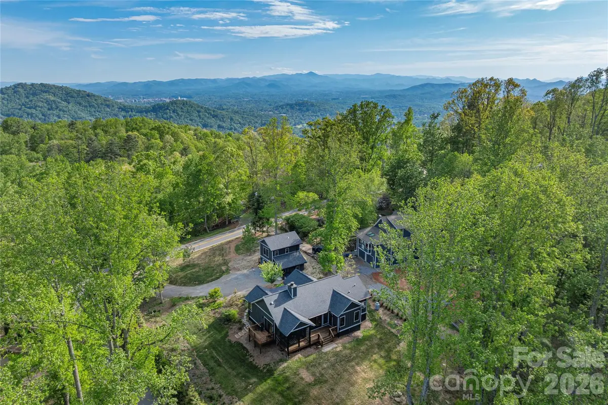 660 Elk Mountain Scenic Highway, Asheville, NC 28804 - #1