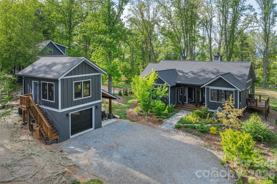 660 Elk Mountain Scenic Highway, Asheville, NC 28804 - #3
