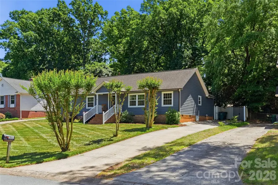 1061 Eaglewood Avenue, Charlotte, NC 28212 - #2