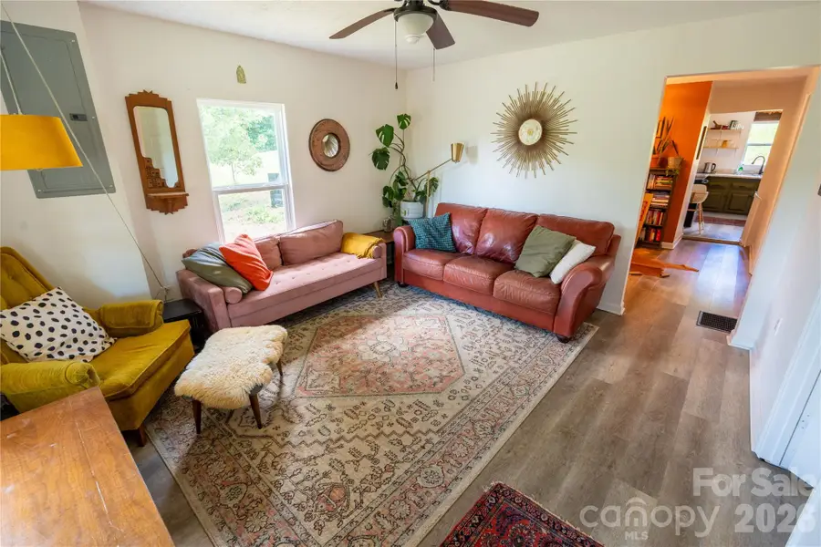 974 W Us 70 Highway, Morganton, NC 28655 - #2