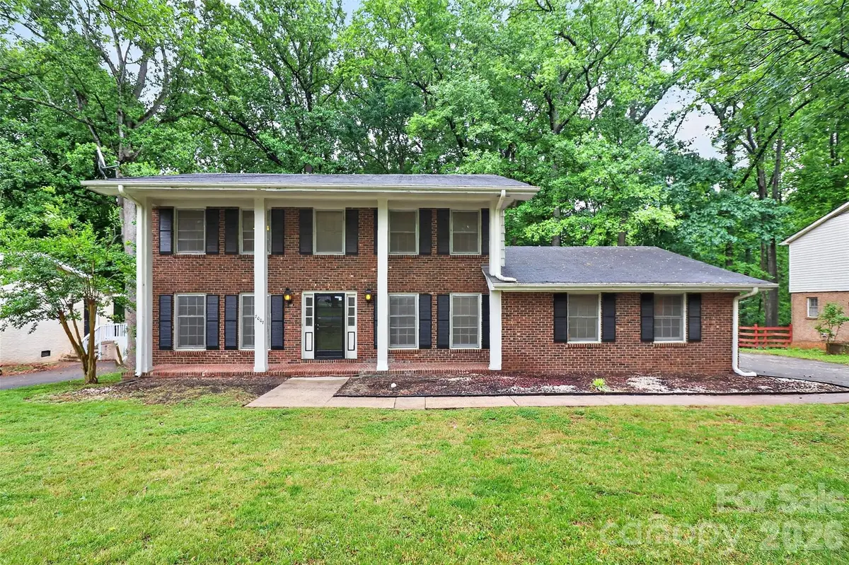 7007 Crossridge Road, Charlotte, NC 28214 - #1