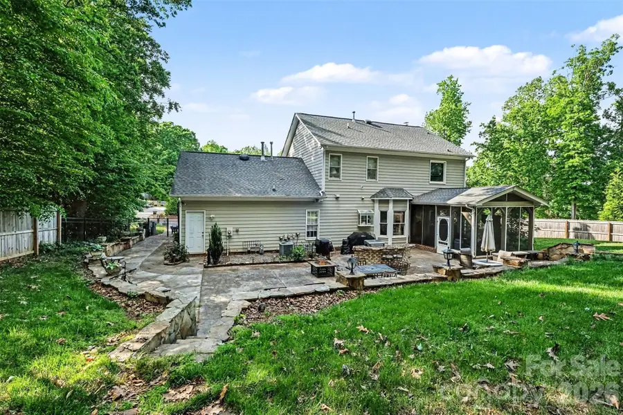 5010 Ardenwoods Drive, Charlotte, NC 28215 - #2