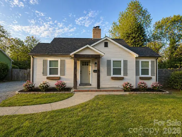 2437 Remount Road, Charlotte, NC 28208