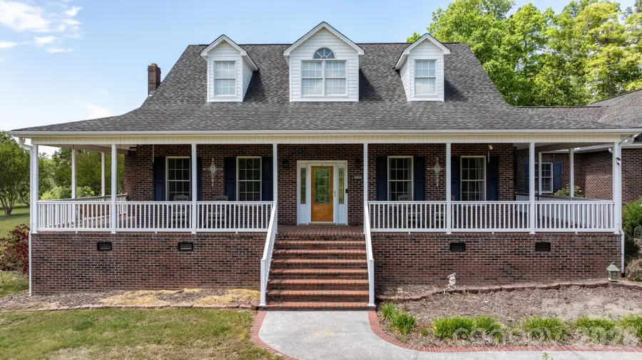 7008 Peyronel Street, Connelly Springs, NC 28612 - #3