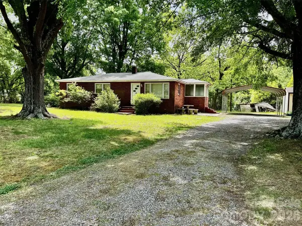 1923 Campbell Road, Newton, NC 28658