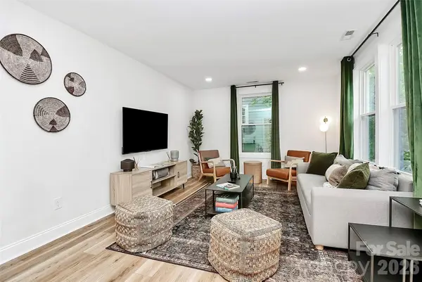 3021 Dogwood Avenue, Charlotte, NC 28206