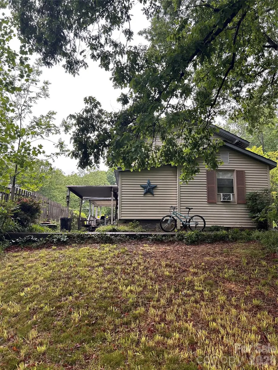 819 Newbern Avenue #1, Statesville, NC 28677 - #3