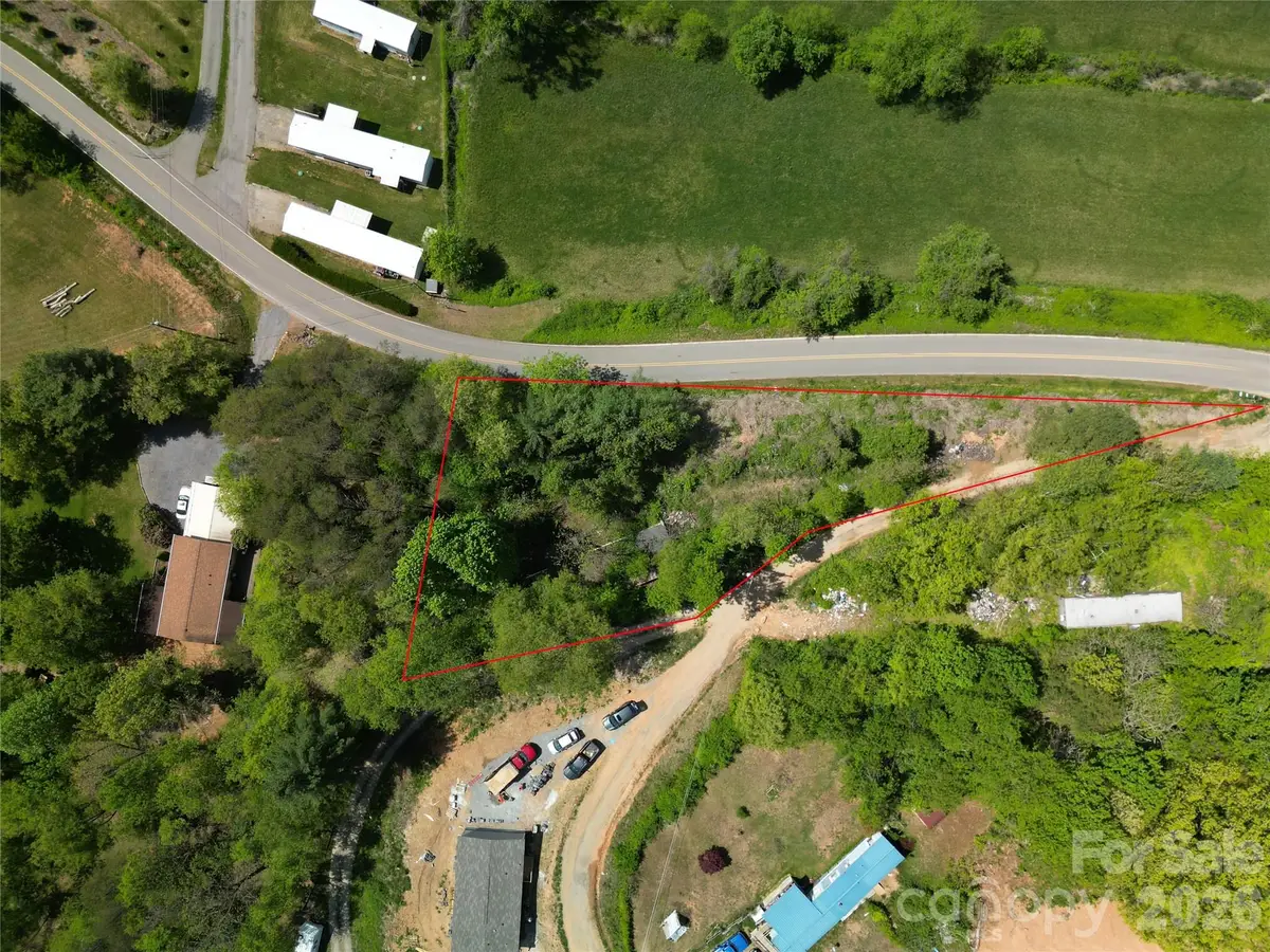 32 Windy Hill Lane, Canton, NC 28716 - #1