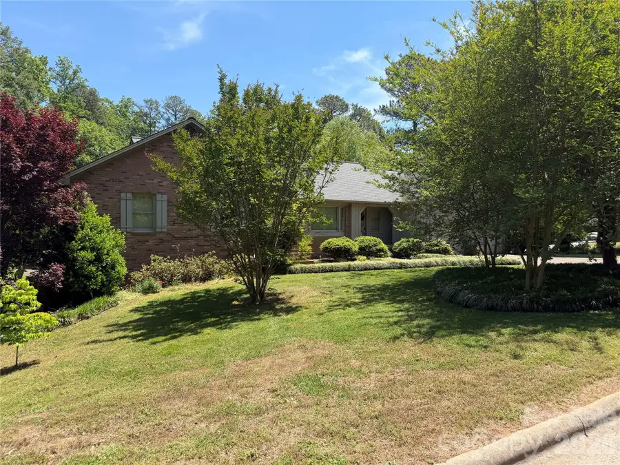 605 Queens Road, Cherryville, NC 28021 - #2