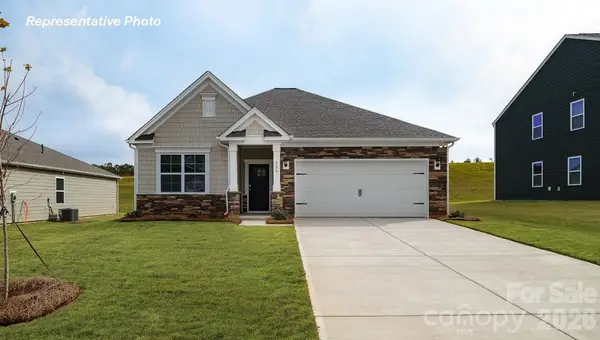 736 14th Avenue Court Ne, Hickory, NC 28601
