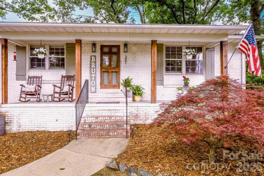 351 Eastwood Drive, Lincolnton, NC 28092 - #2